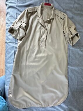 Carolina Herrera Beige V‑Neck Roll‑Sleeve Mini Dress